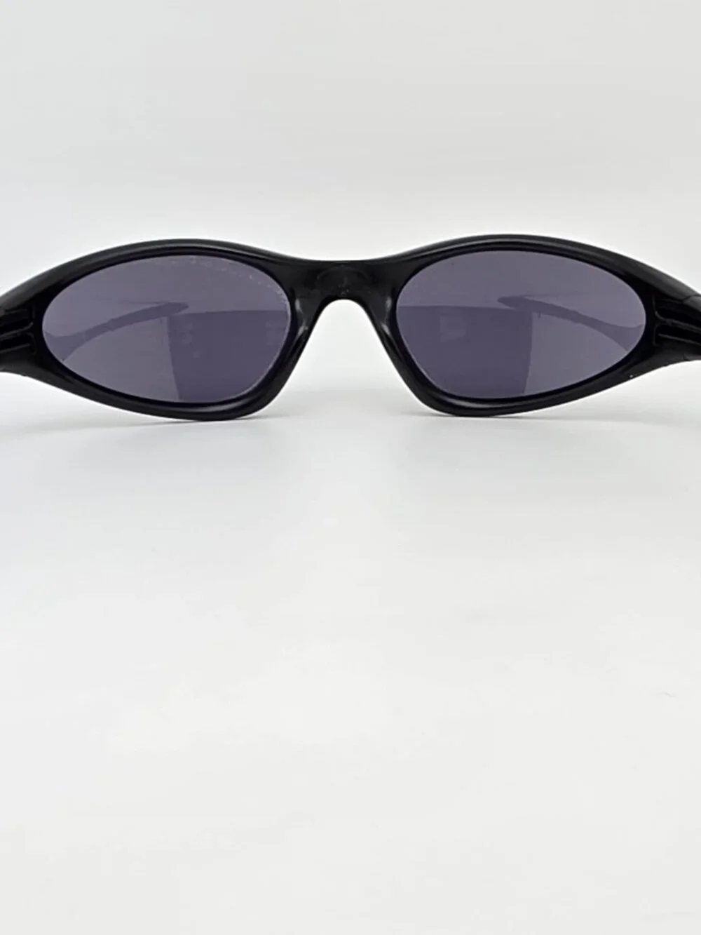Oakley 04-081 Minute Gen 2.0 Black Frame Black Iridium Lens Sunglasses 54-16-133